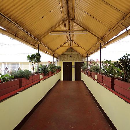 Hotel Charring Cross Ooty Luaran gambar